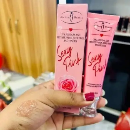 AICHUN BEAUTY SEXY PINK LIP BLAM.