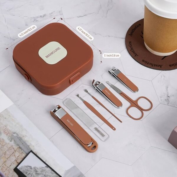 Portable Nail Clippers Set (7 Piece Set)